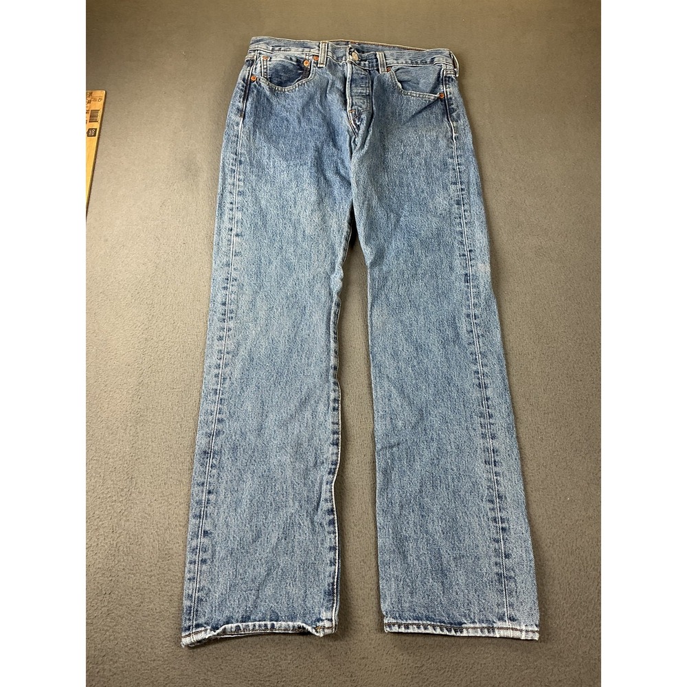 Levis 501 Jeans Mens 31x32 Light Wash Blue Straight Classic Fit Denim Button Fly
